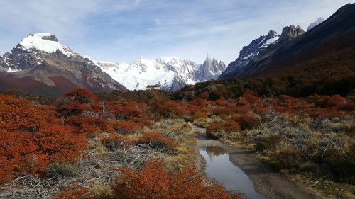 Hiking in El Chalten, Argentina Hiking in El Chalten, Argentina