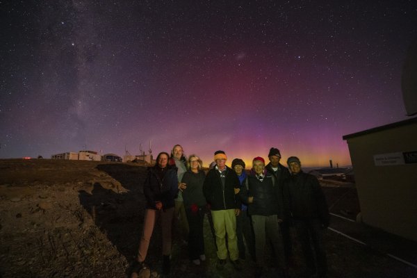Stargazing Experience 20210320 Group aurora