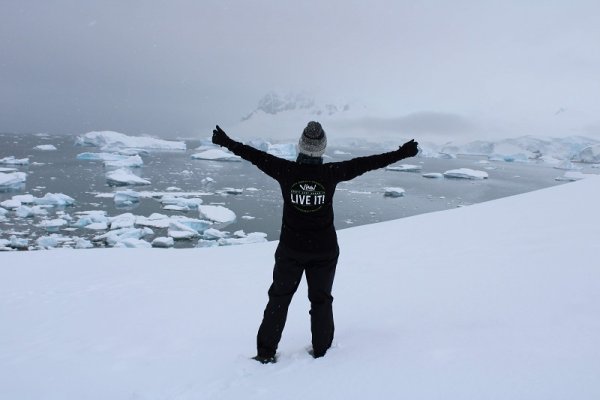 Destination Specialist Pia in Antarctica 2019 Destination Specialist Pia in Antarctica 2019
