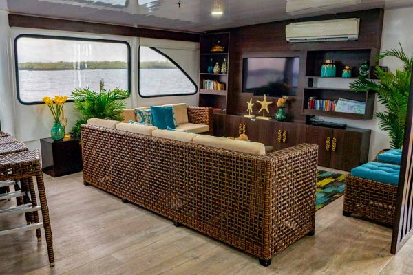 lounge area 01