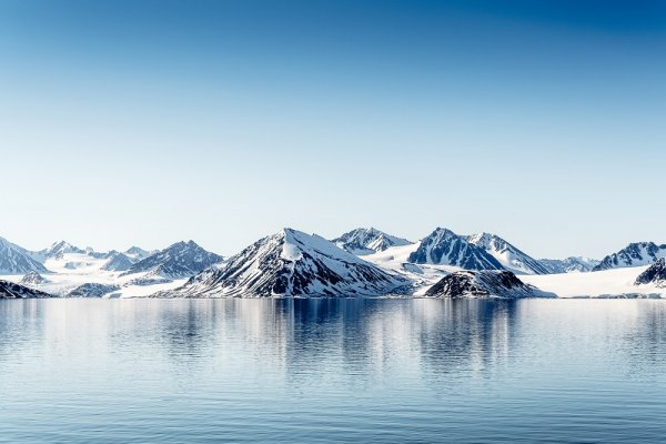 Mountains in the Arctic shutterstock 1041965233 By Anton Ivanov 800
