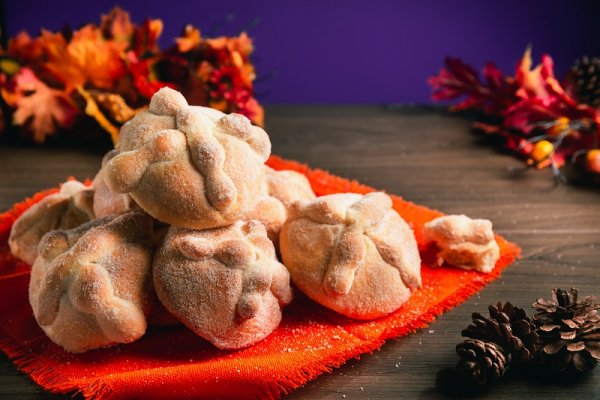 Traditional Mexican bread of the dead "Pan de muertos" Traditional Mexican bread of the dead "Pan de muertos"