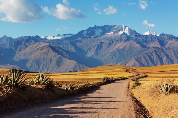 Cordillera de Los Andes, Peru Cordillera de Los Andes, Peru