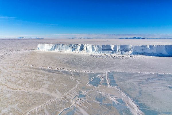 Flat landscape of Antarctica Flat landscape of Antarctica