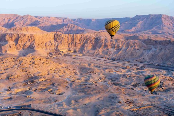 Travel to Egypt and experience ballooning in Luxor Travel to Egypt and experience ballooning in Luxor