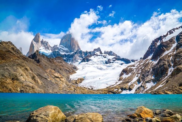 Mount Fitz Roy in Los Glaciares National Park Mount Fitz Roy in Los Glaciares National Park