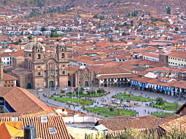 Square in the city centre in Cusco, Peru Square in the city centre in Cusco, Peru