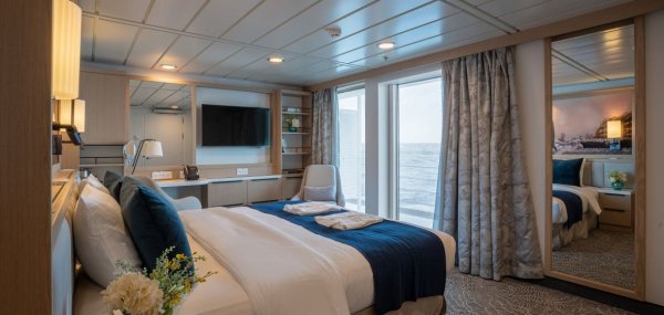 best Antarctica cruise cabin aboard the Ocean Albatros best Antarctica cruise cabin aboard the Ocean Albatros