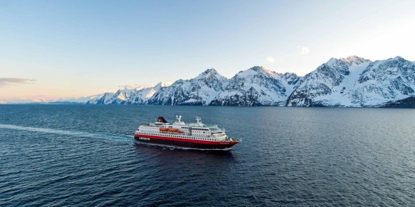 how to choose the perfect antarctic cruise with MV Ushuaia how to choose the perfect antarctic cruise with MV Ushuaia