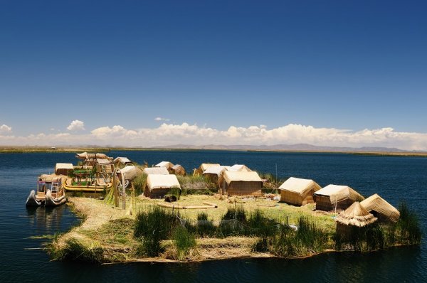 Boat trip in Lake Titicaca, a border between Peru and Bolivia Boat trip in Lake Titicaca, a border between Peru and Bolivia