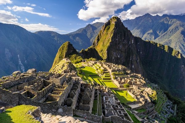 Sunny day in Machu Picchu Sunny day in MAchu Picchu