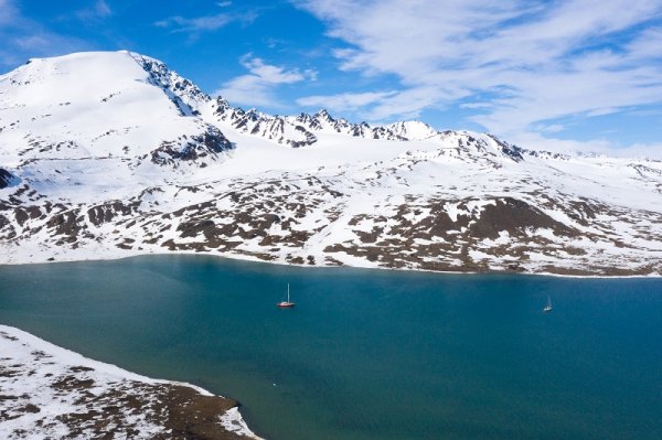 Spitsbergen in June Spitsbergen in June