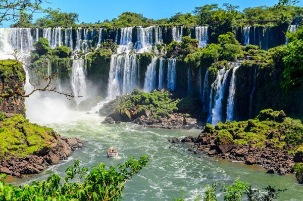 Iguazu Falls, Argentina Iguazu Falls, Argentina