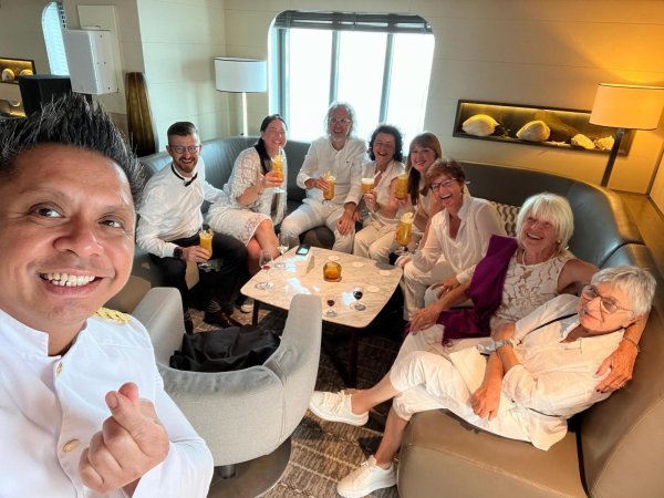 white night aboard laustral